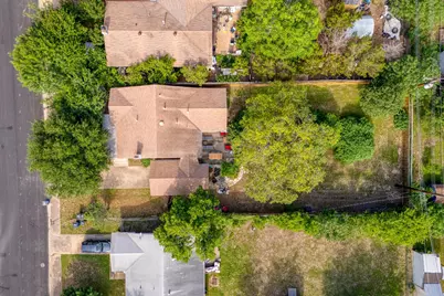 1706 Pennsylvania Avenue, Austin, TX 78702 - Photo 38