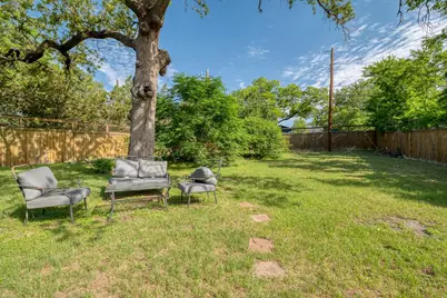 1706 Pennsylvania Avenue, Austin, TX 78702 - Photo 30