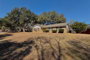 1203 Hollis Dr, Brenham, TX 77833 - Photo 2