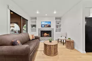 505 W 7th St, Austin, TX 78701 - Photo 1