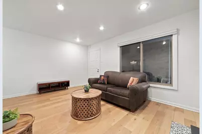 505 W 7th Street #113, Austin, TX 78701 - Photo 8