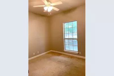 104 Bermuda Drive, Manchaca, TX 78652 - Photo 12