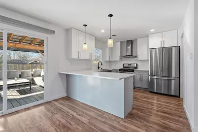 2612 Little John Lane, Austin, TX 78704 - Photo 10