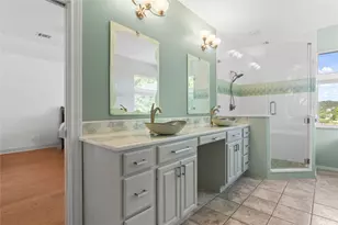 18408 W Rim Dr, Jonestown, TX 78645 - Photo 18