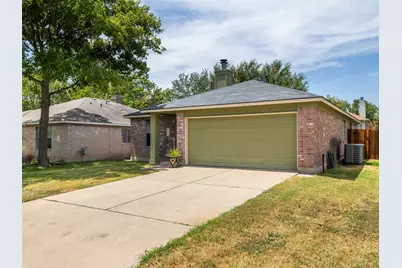 1104 Laurelleaf Drive, Pflugerville, TX 78660 - Photo 2