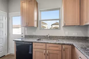 122 Bluestem Dr, Elgin, TX 78621 - Photo 12