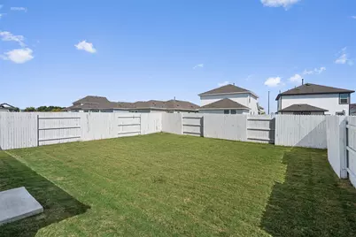 122 Bluestem Drive, Elgin, TX 78621 - Photo 22