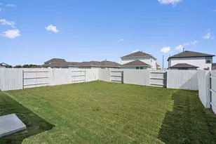 122 Bluestem Dr, Elgin, TX 78621 - Photo 22
