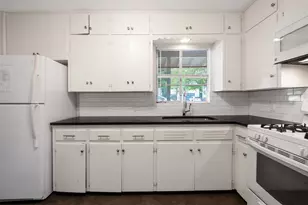 1905 W St Johns Ave, Austin, TX 78757 - Photo 8