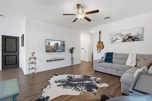 7601 Ivy Trellis Trl, Del Valle, TX 78617 - Photo 4