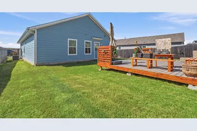 7601 Ivy Trellis Trail, Del Valle, TX 78617 - Photo 24