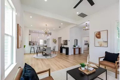 910 W 4th Street, Taylor, TX 76574 - Photo 8