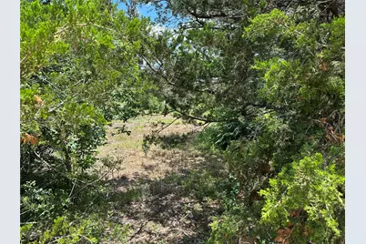 004 Robin Run, Bastrop, TX 78602 - Photo 4