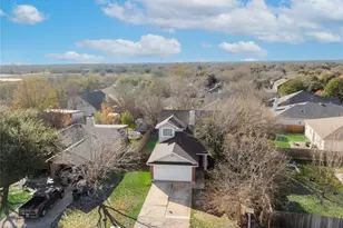 600 Tobin Dr, Buda, TX 78610 - Photo 2