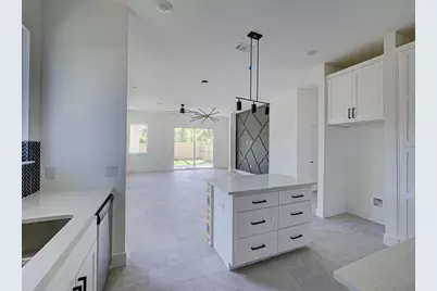 2005 Uphill Lane #A, Austin, TX 78741 - Photo 14