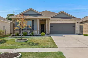 1705 T H Johnson Dr, Taylor, TX 76574 - Photo 2