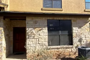 2101 Town Centre Dr, Round Rock, TX 78664 - Photo 4