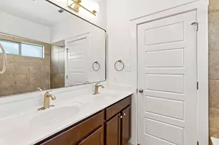 2101 Rivers Edge Way, Austin, TX 78741 - Photo 10