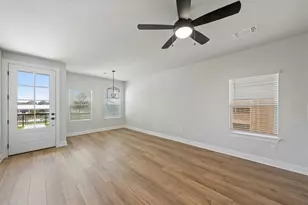 9316 Gladsome Path, Manor, TX 78653 - Photo 16