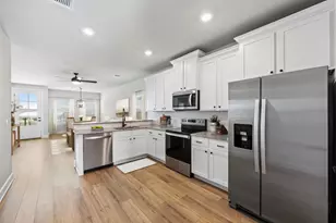 9316 Gladsome Path, Manor, TX 78653 - Photo 4