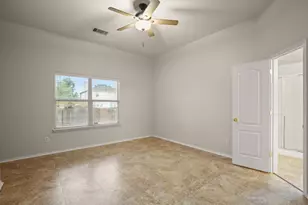 107 Aguilar Dr, Hutto, TX 78634 - Photo 10