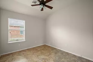 107 Aguilar Dr, Hutto, TX 78634 - Photo 18