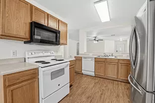 7417 Cayenne Ln, Austin, TX 78741 - Photo 14