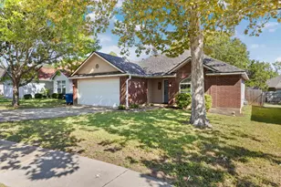 5600 Teri Rd, Austin, TX 78744 - Photo 2