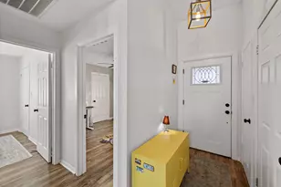 5600 Teri Rd, Austin, TX 78744 - Photo 6