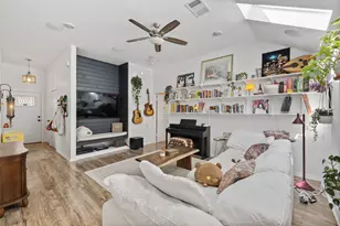 5600 Teri Rd, Austin, TX 78744 - Photo 12