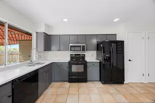 6608 Krollton Dr, Austin, TX 78745 - Photo 10