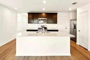 7108 Spotted Leaf Wy, Del Valle, TX 78617 - Photo 6