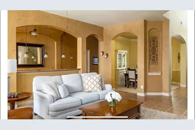 828 Hidden Glen Drive, Round Rock, TX 78681 - Photo 2