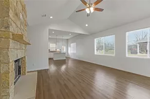 135 Koele Ct, Bastrop, TX 78602 - Photo 6