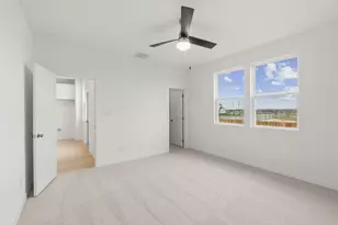 404 Sullivan Way, Elgin, TX 78621 - Photo 14