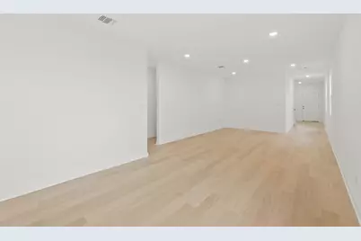 404 Sullivan Way, Elgin, TX 78621 - Photo 6