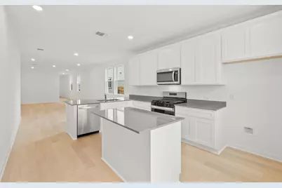 404 Sullivan Way, Elgin, TX 78621 - Photo 10