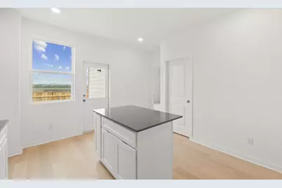 404 Sullivan Way, Elgin, TX 78621 - Photo 12