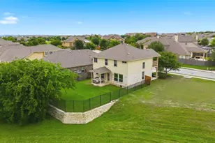 5309 Scenic Lake Dr, Georgetown, TX 78626 - Photo 2