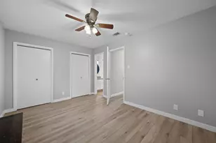 2100 Kenneth Ave, Austin, TX 78741 - Photo 12