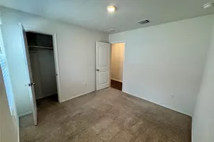 11820 Rush Ln, Elgin, TX 78621 - Photo 22