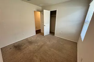 11820 Rush Ln, Elgin, TX 78621 - Photo 16