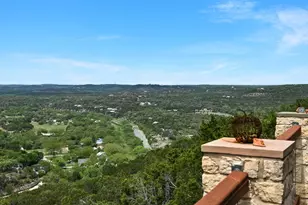 695 Sunset Dr, Wimberley, TX 78676 - Photo 2