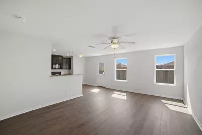 5017 Cressler Lane #28G, Jarrell, TX 76537 - Photo 4