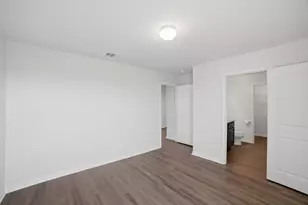 5017 Cressler Ln, Jarrell, TX 76537 - Photo 18