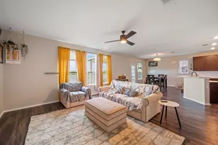 325 Fort William St, Hutto, TX 78634 - Photo 6