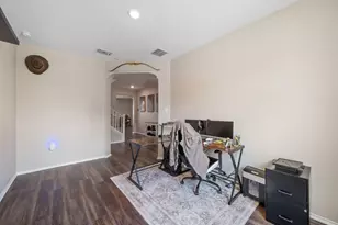 325 Fort William St, Hutto, TX 78634 - Photo 12