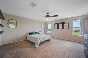 325 Fort William St, Hutto, TX 78634 - Photo 16