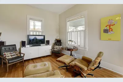 221 N Johnson Avenue, San Marcos, TX 78666 - Photo 8