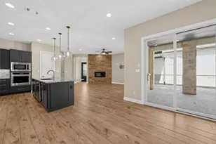 317 Skyflower Dr, Georgetown, TX 78628 - Photo 18